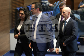 Парламент - заседание