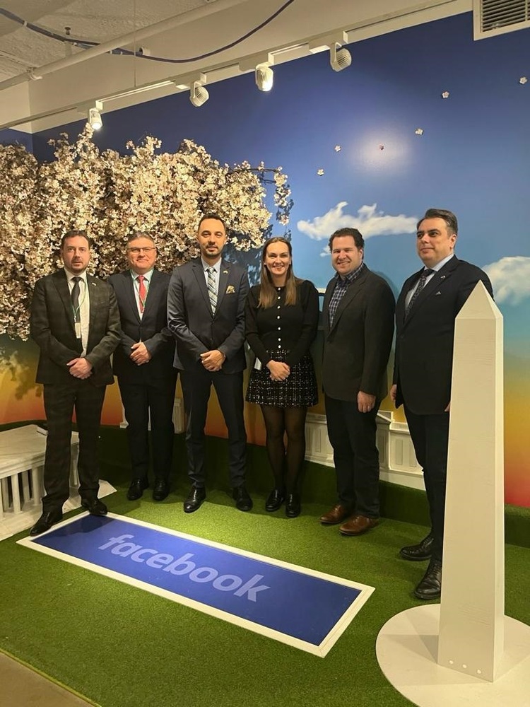 Асен Василев към МЕТА: Да спрем руската пропаганда през социалните мрежи преди евроизборите