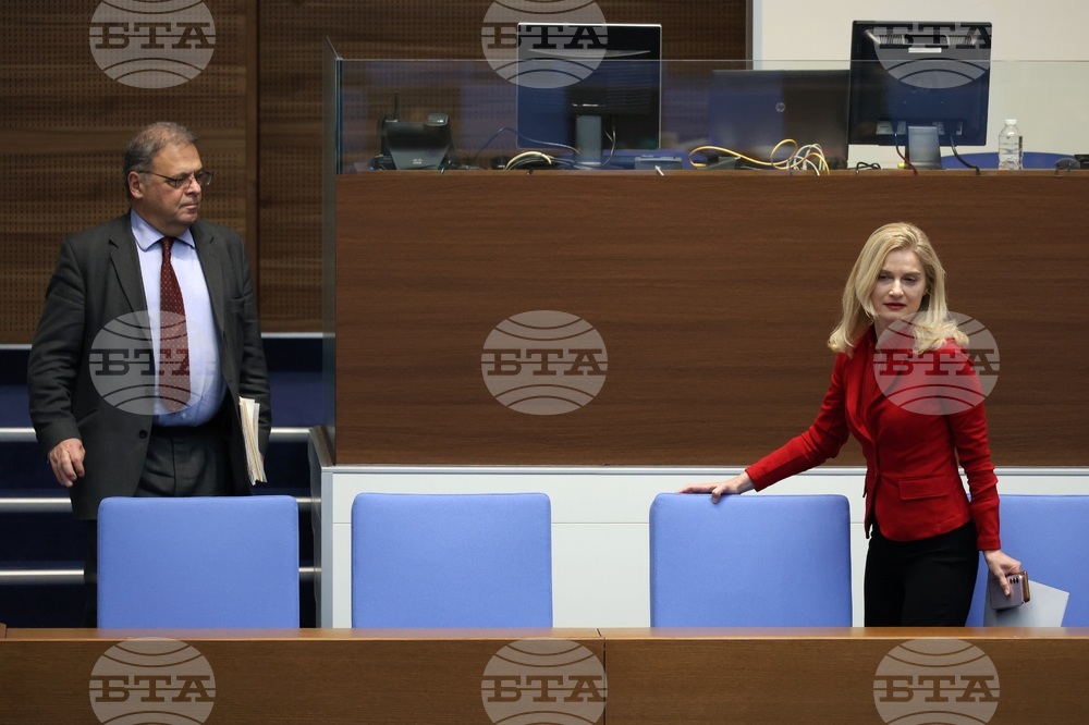 Парламентарен контрол