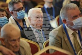 Международен център по математически науки - конференция