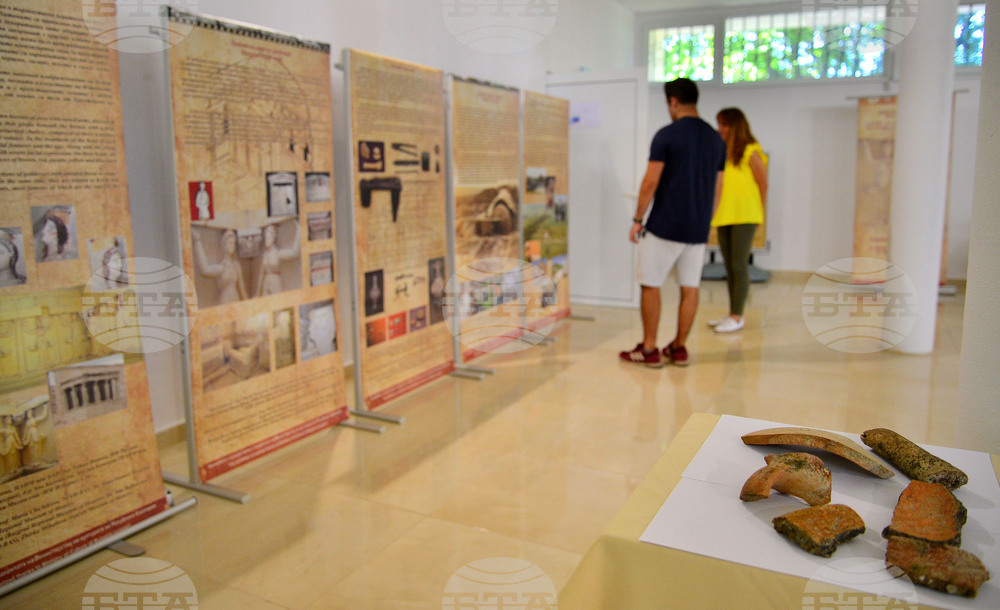 Исперих - изложба "Докосване до вечността"