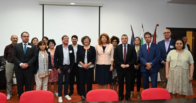 Илияна Йотова - УНСС - СИФАМ - летен научен семинар