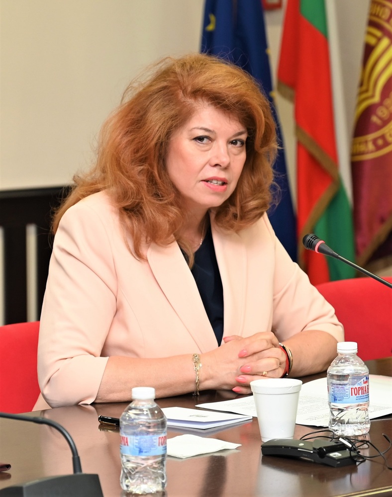 Вицепрезидентът: Европейският съюз трябва да върне водещата си роля за края на конфликта в Украйна