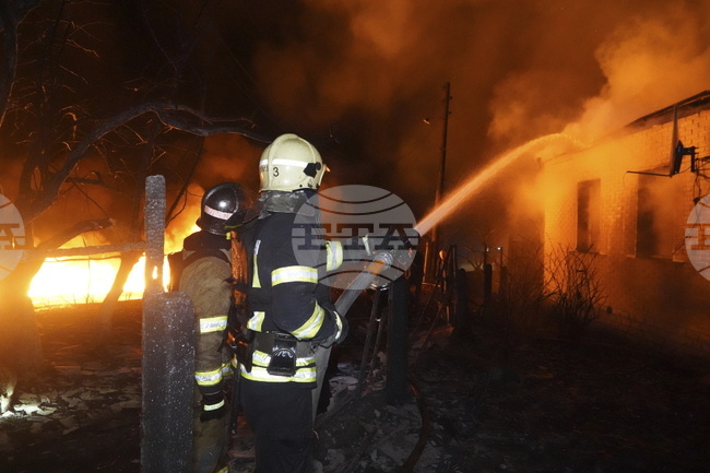 Един загинал и петима ранени в резултат на нощната атака по Запорожие, съобщи областният управител