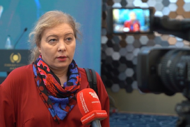 КосоваПрес: Косово е изправено пред предизвикателството на сръбската пропаганда, точно както Украйна - на руската пропаганда, заяви Наталия Костина от УКРИНФОРМ