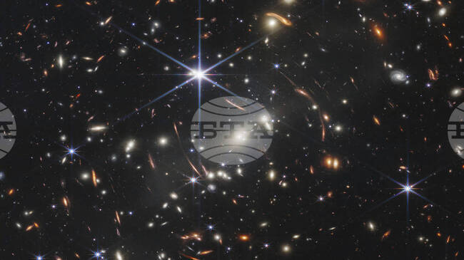 Астрономи откриха междузвездна планета, поглъщаща 6 милиарда тона материя в секунда