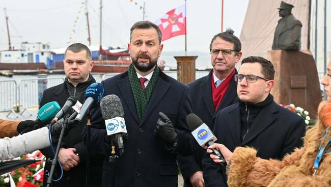 ПАП: Полша ще повиши операционните способности на военноморските си сили, заяви министърът на отбраната