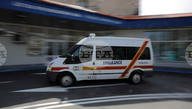 Фелдшерът, който е бил дежурен в нощта на смъртта на новороденото бебе в Сандански, е освободен от работа