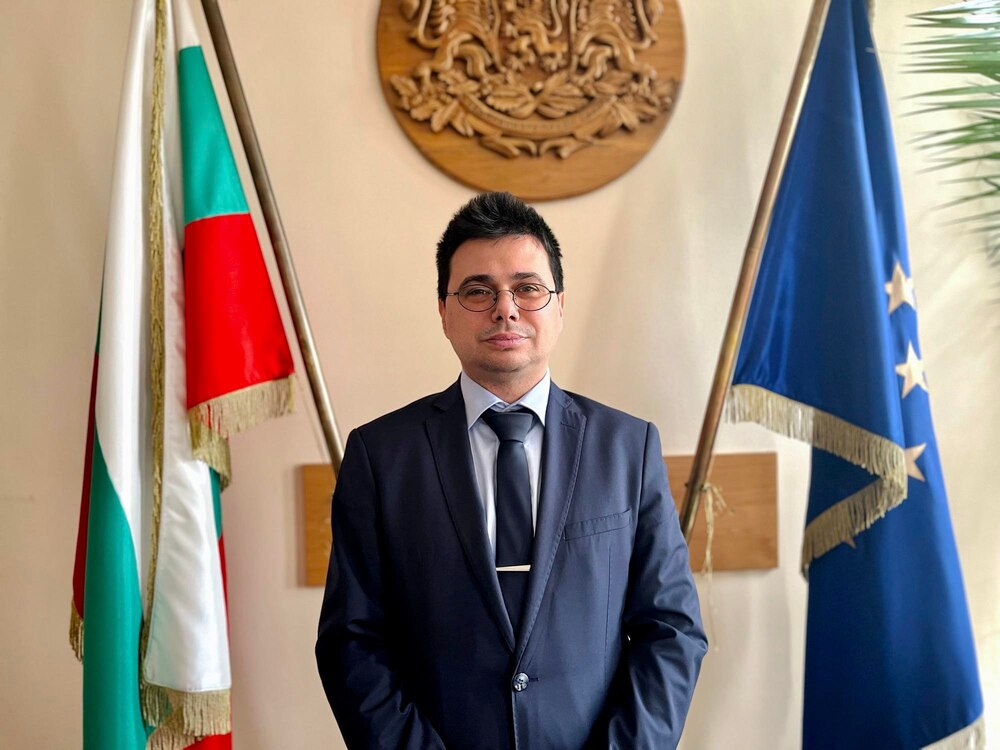 По жалба на Любен Иванов - областен управител на област Видин, Административен съд - Видин отмени решение на Общински съвет  Димово за изменение на наредбата за определяне на местни такси и цени