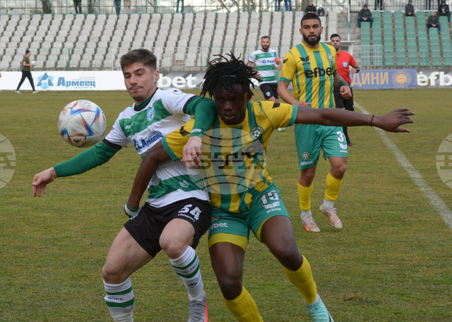 Варна - футбол - контрола - Черно море - Добруджа 