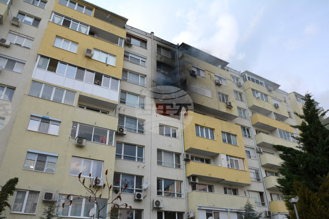 Хасково - жилищен блок - пожар