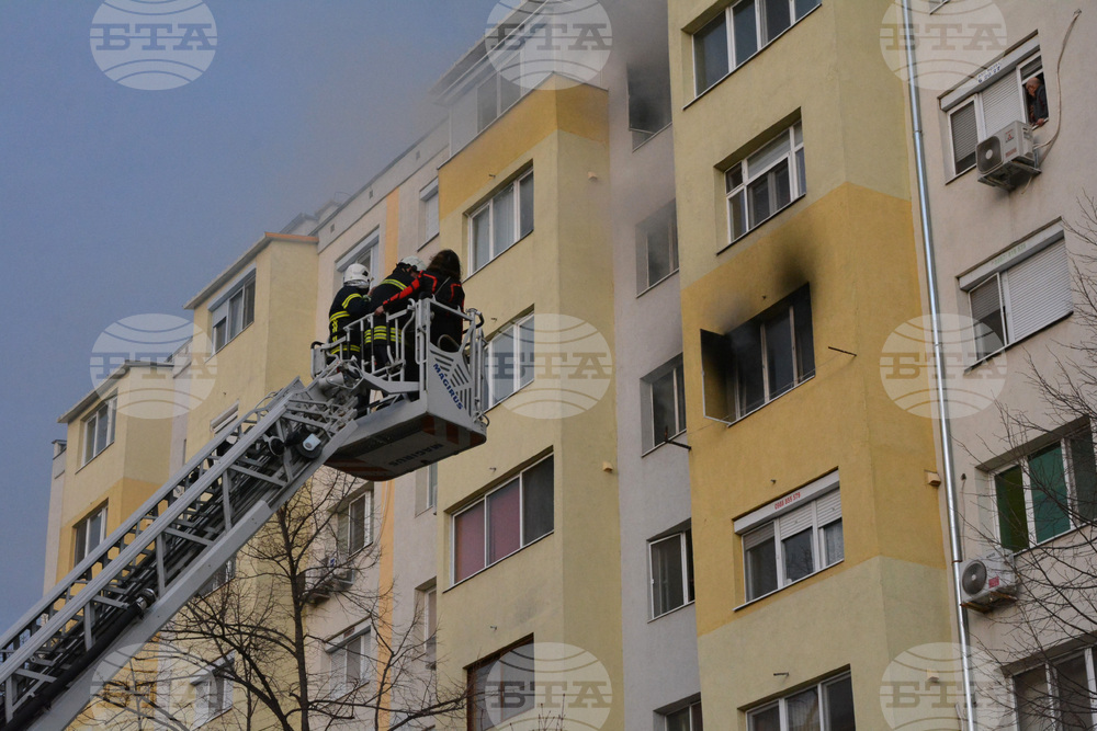 Хасково - жилищен блок - пожар