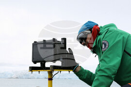 Остров Ливингстън - Национална антарктическа експедиция - Петър Сапунджиев