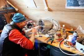 Остров Ливингстън - Национална антарктическа експедиция - Петър Сапунджиев