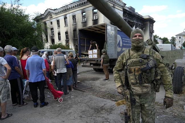 Петима души загинаха при срутване на сграда в град Лисичанск, съобщиха сепаратистките власти в украинската Луганска област