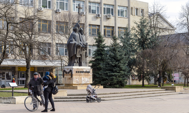 С шествие и откриване на паметна плоча ще бъде чествана 150-годишнината от създаването на Първото класно училище в Добрич