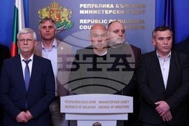 Министерски съвет - Николай Денков - земеделски производители - пресконференция