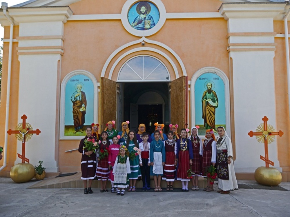 Българите в Чийший отбелязаха 193 години на Петропавловската църква