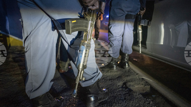 Девет убити и 10 ранени при стрелба в Южна Африка, полицията издирва заподозрените 