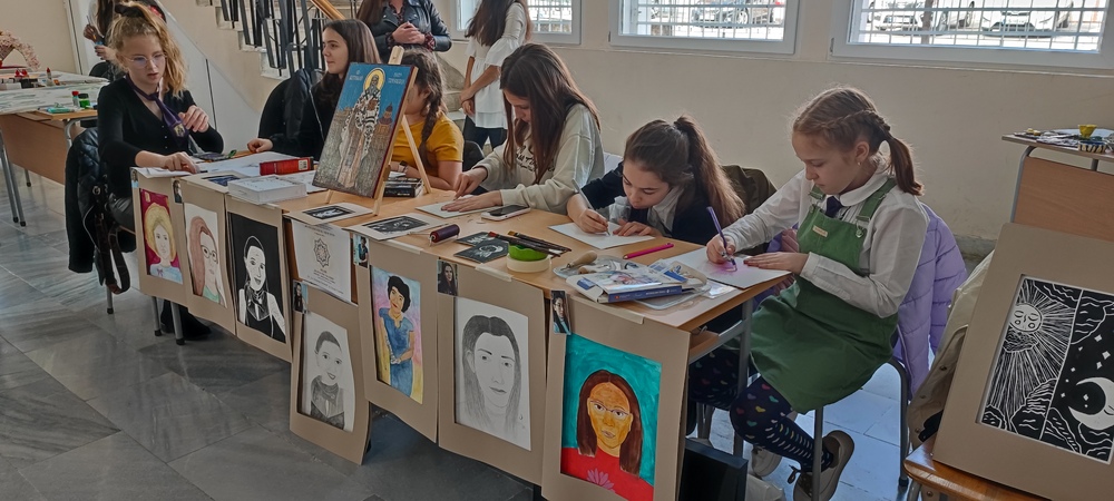 МОН: Над 300 ученици от Велико Търново показаха таланти в изкуствата и в спорта