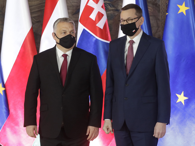 "Черни точки" за Полша и Унгария в годишния доклад на Европейската комисия за върховенството на закона в ЕС