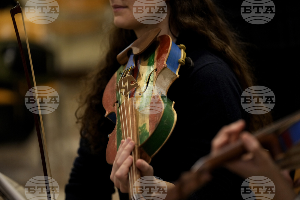 Магазинът за музикални инструменти "Бакс Мюзик" е обявен в несъстоятелност