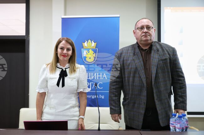  Бургас - "Модерният град - съвременни тенденции в паркирането за сигурен, функционален и зелен град" - среща