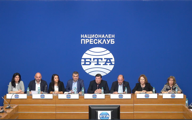 Представяне на декларация с подробните искания на Инициативния комитет от 26 земеделски организации, които не са съгласни с водената политика в сектор „Земеделие"