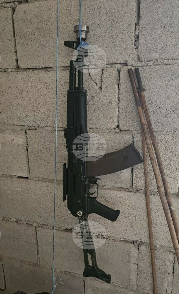 Голямо количество оръжие и боеприпаси са иззети при операция на полицията в Силистра и Тутракан