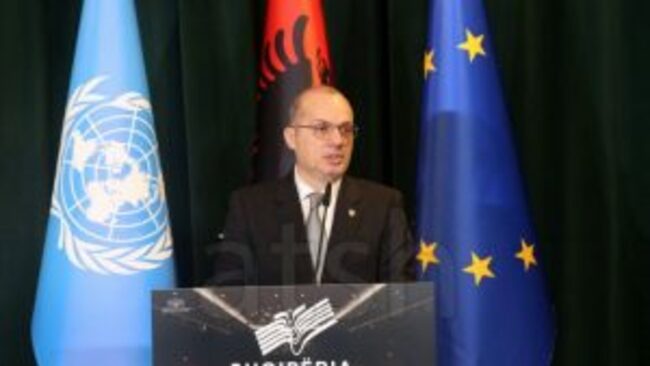 АТА: В Съвета за сигурност на ООН Албания обедини усилията си със съюзници в интерес на мира, каза албанският външен министър Игли Хасани