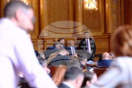 Парламент - заседание