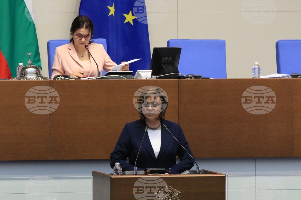 Корнелия Нинова: Борисов е отговорен за предателската политика с мигрантите