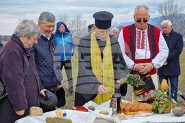 Петрич - зарязване на лозята - ритуал