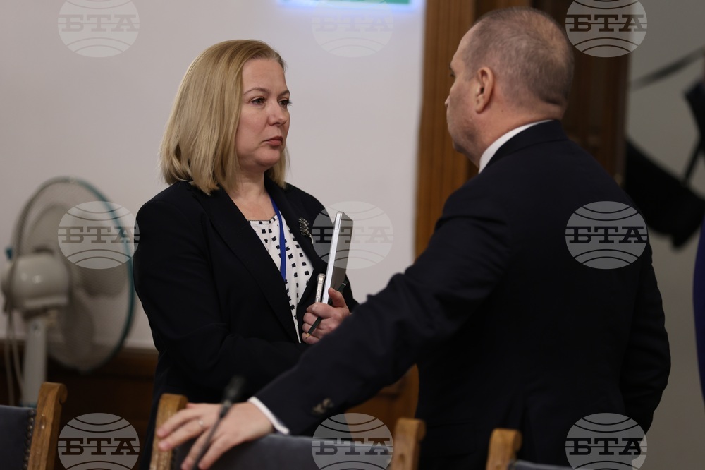 Парламент - Комисия по правни въпроси