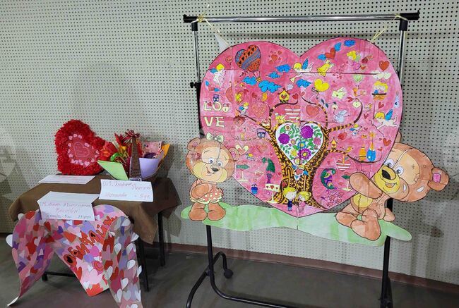 Младежкият дом в Самоков обяви два конкурса – за валентинка и за най-автентична мартеница