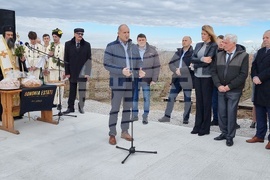 Село Покрайна - Румен Радев - посещение - зарязване на лозята