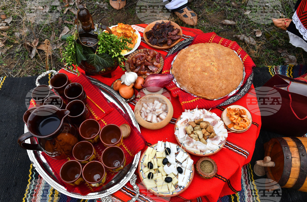 Уменията си за направа на домашно вино ще премерят на Трифон Зарезан майстори от Боляровско