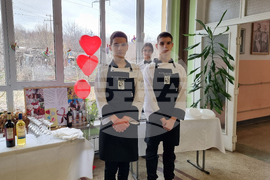 Мездра - Професионална гимназия „Алеко Константинов“ - празник - отбелязване