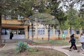 Мездра - Професионална гимназия „Алеко Константинов“ - празник - отбелязване