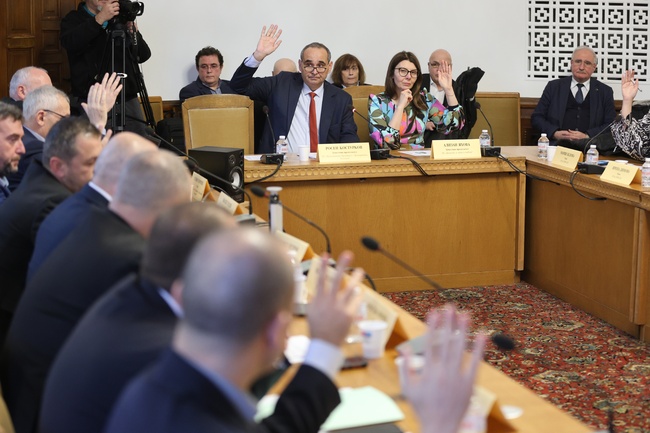 Парламентарната земеделска комисия прие на второ четене промени в Закона за защита на растенията