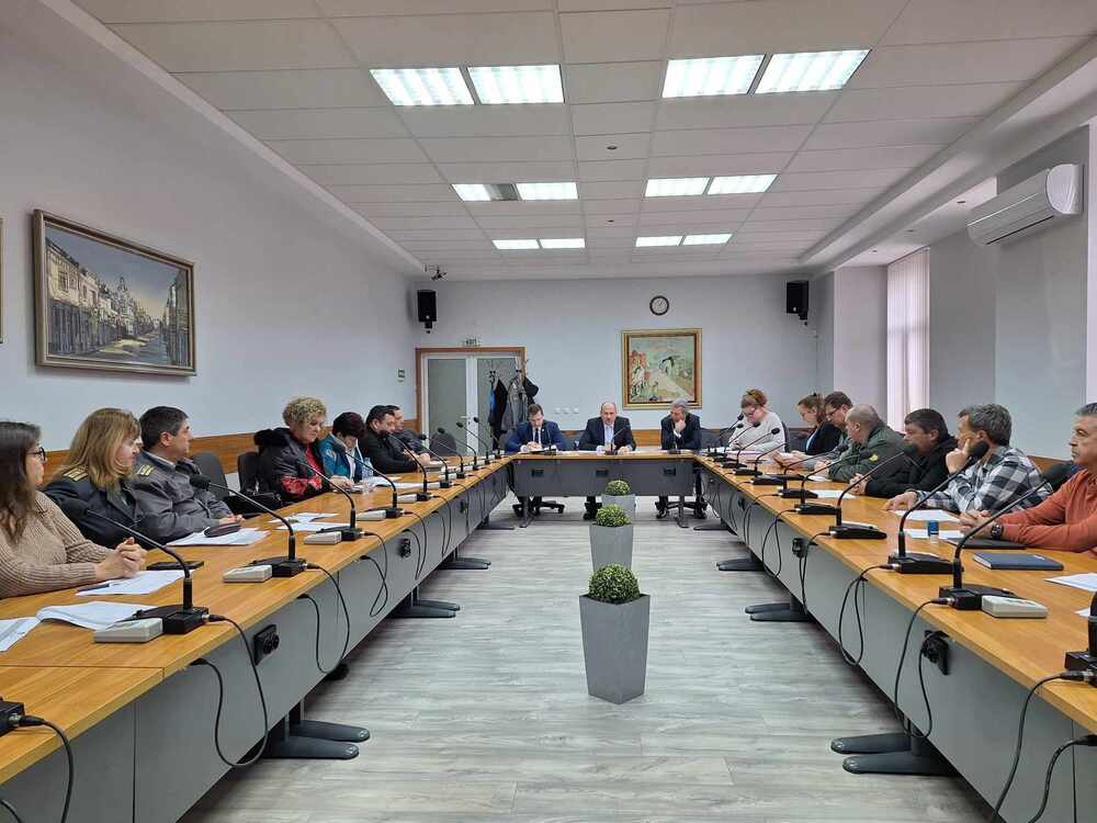 Община Ловеч: Приет бе годишният план за изпълнение на програмата за намаляване на риска