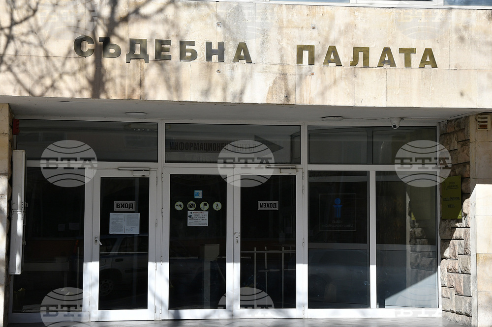 Прокуратурата в Монтана задържа за 72 часа мъж, държал майка си затворена в дома им