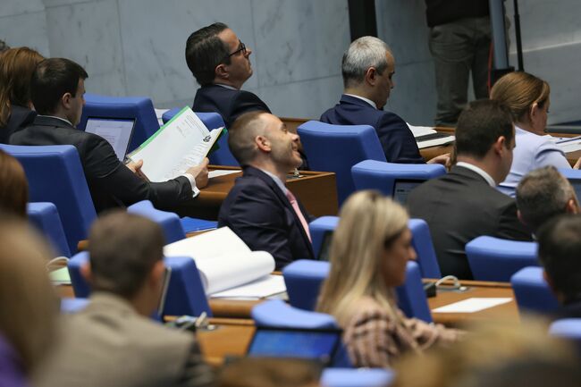 Парламентът прие на първо четене промени в Закона за устройство на територията, свързани с упълномощаването на проектанти