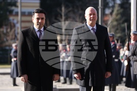 Паметник на незнайния воин - Ален Симонян - официално посещение