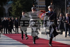 Паметник на незнайния воин - Ален Симонян - официално посещение