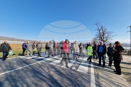 Село Старчево - протест - изграждане на фотоволтаици