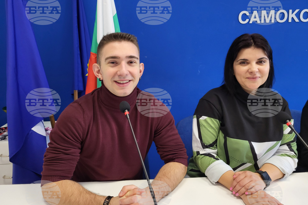 Национален пресклуб на БТА Самоков - пресконференция - благотворителна инициатива "Кауза, облечена в рими"