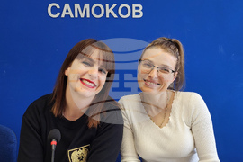 Национален пресклуб на БТА Самоков - пресконференция - благотворителна инициатива "Кауза, облечена в рими"