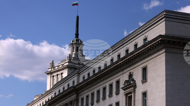 Government Names Rumen Spetsov Special Administrator of Lukoil Neftochim Ahead of Incoming US Sanctions