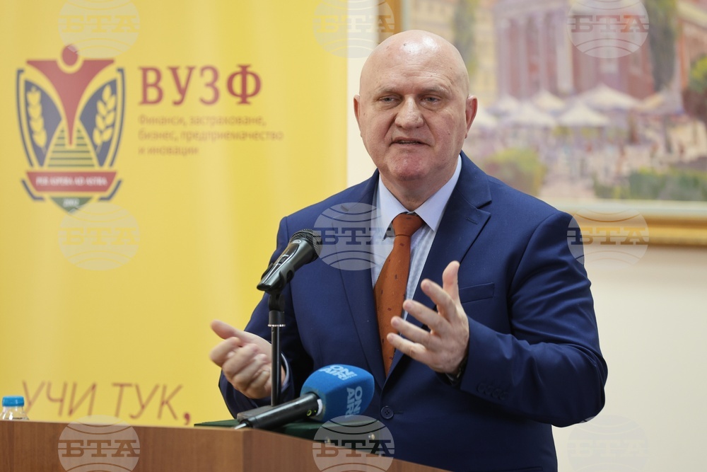 Годишни награди за образование по икономика в средните училища за 2023 г. - връчване